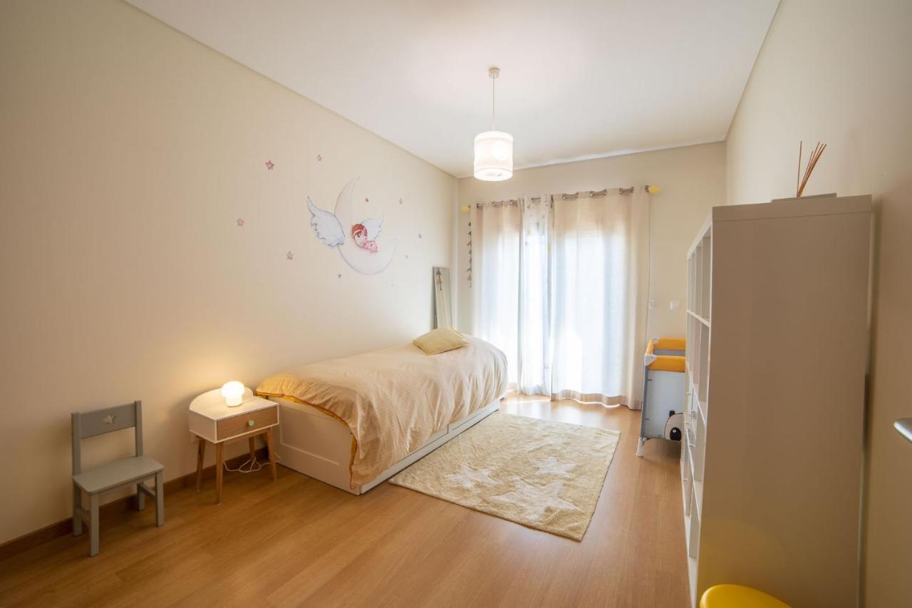 Lovely Apartment Near Airport And Nations Park, With Garage Loures Zewnętrze zdjęcie