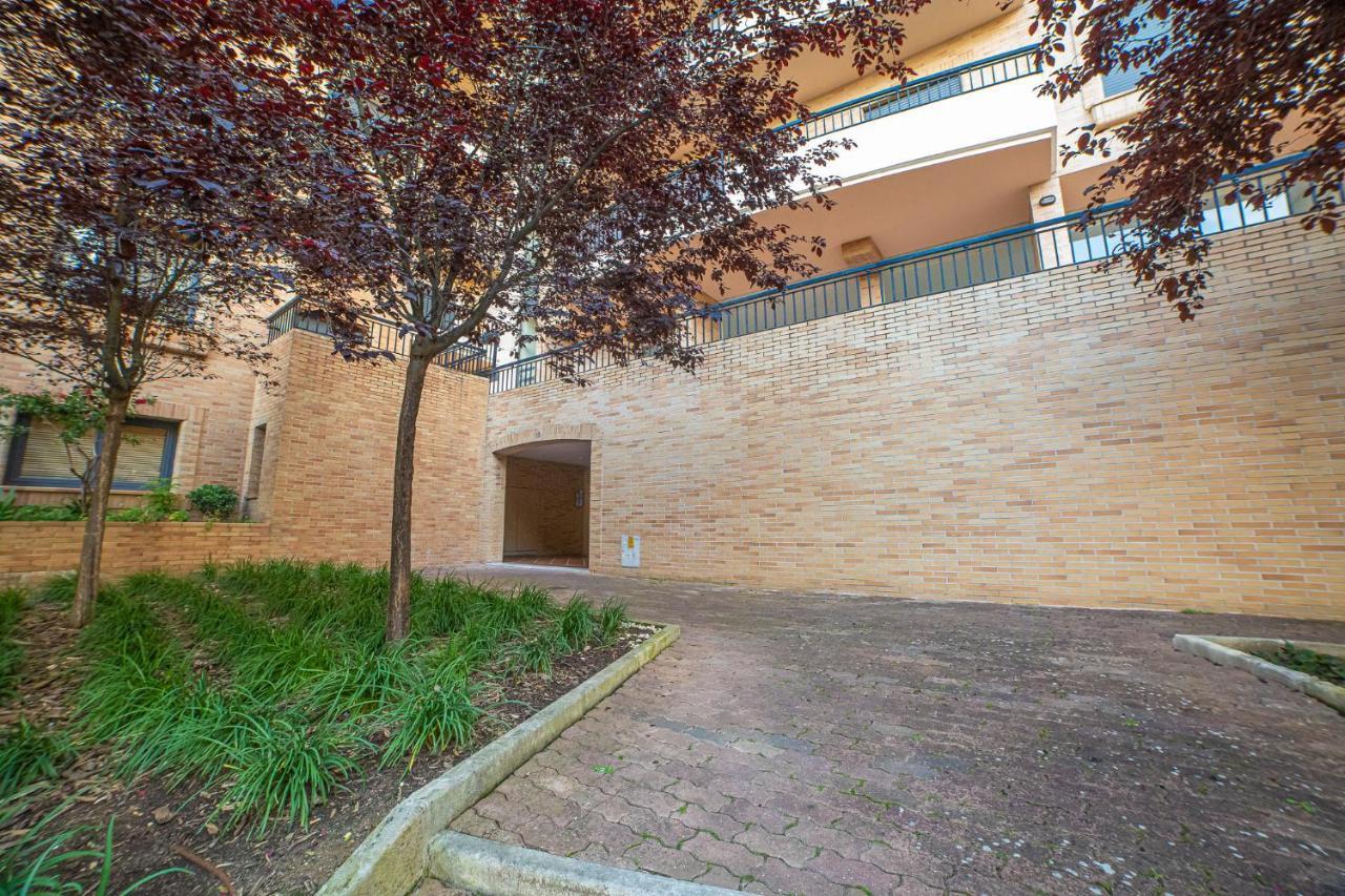 Lovely Apartment Near Airport And Nations Park, With Garage Loures Zewnętrze zdjęcie